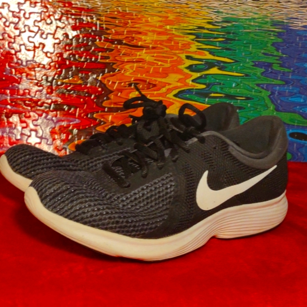 Nike Black Tennis Shoes